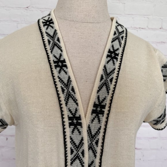 70's Aztec Print Open Cardigan - Short Sleeve - Size Medium - Picture 2 of 7